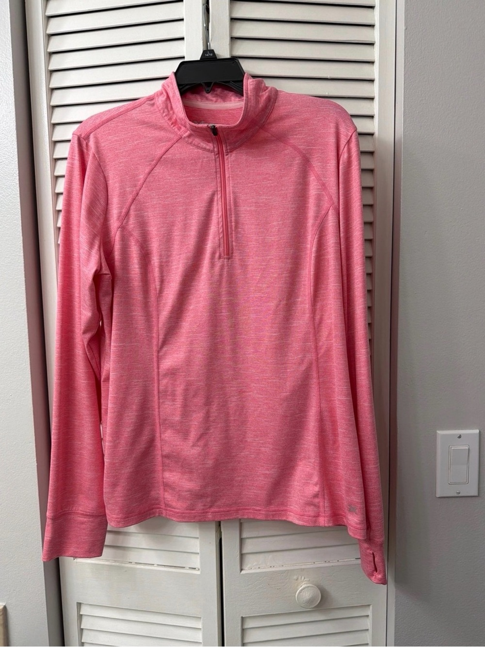 Women's Pink Athletic Quarter Zip Long Sleeve Shirt (size XL)